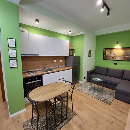 Feel At Ap1 تيرانا