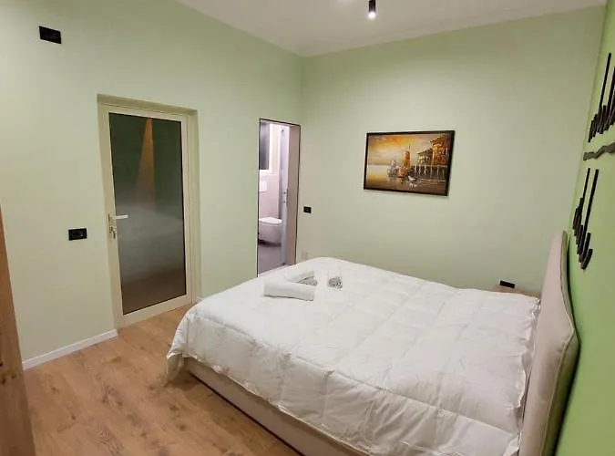 Feel At Ap1 * Tirana